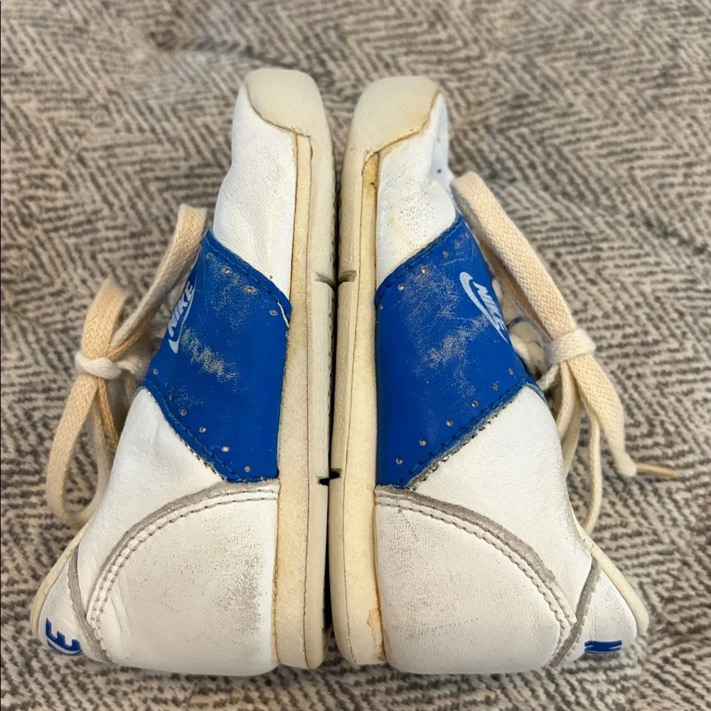 Vintage Nike toddler shoes size 5